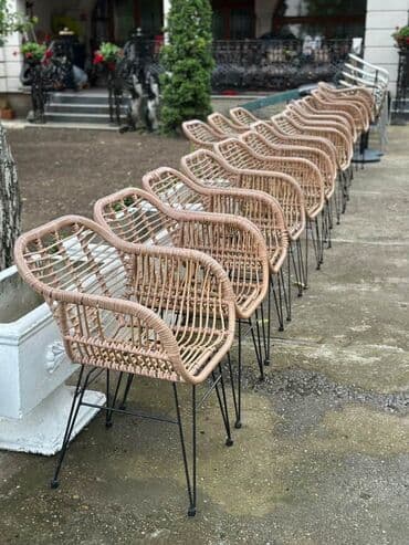 lidl tabure za decu: Set od pletenih stolica sa metalnim nogama. Ove stolice su elegantne i — 4