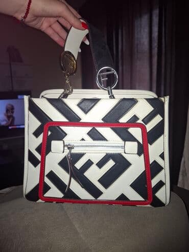 fendi torbe prodaja: Elegantna torbica, Materijal: Koža — 1