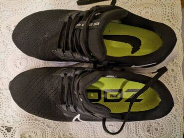 Ženska obuća: Nike, 40, bоја - Crna — 3