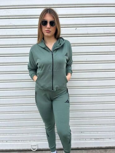 zenske trenerke mokra likra: Adidas ženska trenerka

Novo
Pamuk
Veličine s m l xl 2xl — 9