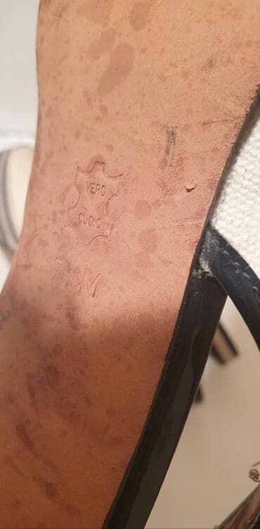 majkl kors satovi: Sandale, Michael Kors, 37.5 — 4