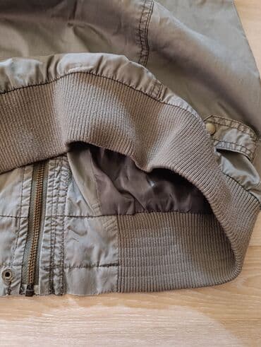 jakne za trudnice h m: H&M odlicna jakna M
za jesen/prolece — 4