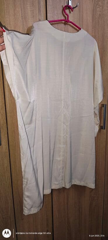 dm šampon bez sulfata: H&M XL (EU 42), bоја - Bež, Oversize, Kratkih rukava — 5