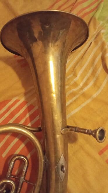 Muzički instrumenti: Duvacki instrument,tenor — 3
