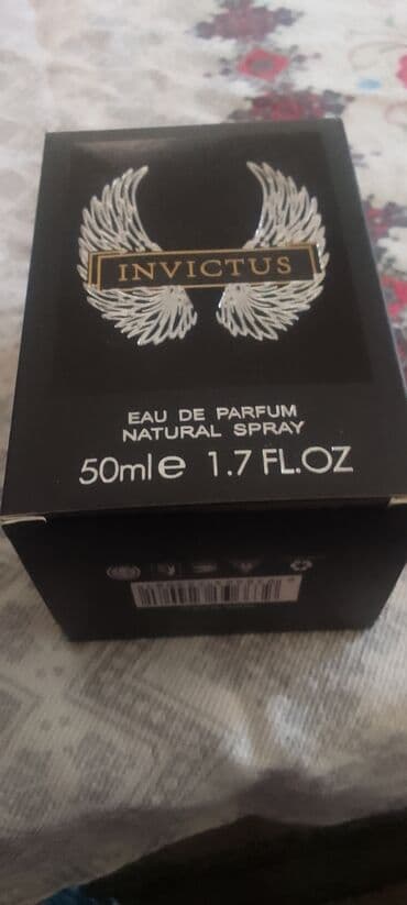 zeleni karmin crvene boje: Muški parfem, Paco Rabanne, Kopija — 1