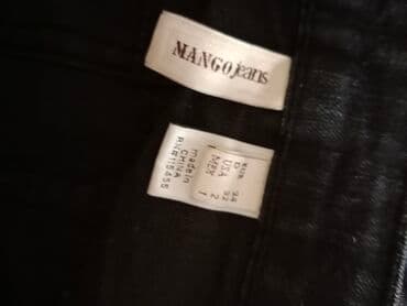 liu jo crne patike: Mango jeans crne farmerke
 Veličina 34
kratko nošene
Cena 800 din — 8