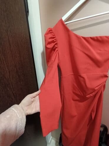 amisu srbija: S (EU 36), bоја - Crvena, Večernji, maturski, Drugi tip rukava — 10
