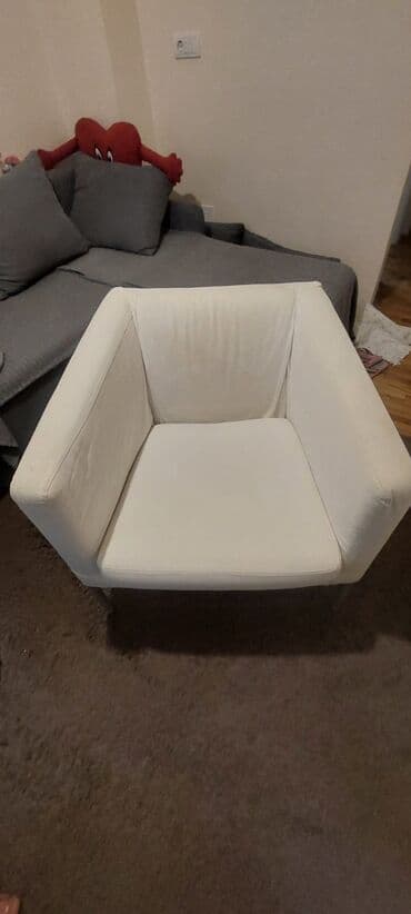 lazy bag za decu: 2 ikea fotelje po 65.u odlicnom stanju!!!! Sve navlake se skidaju i — 2