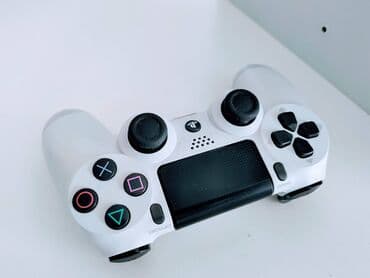 igrice za playstation 1: Sony Playstation 4 PRO  od 1Tb, puna instaliranih igrica. Bela sa — 5