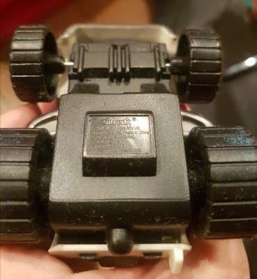 traktor na pedale za decu: Silverlit auto za trke za vozacem - cikicom sa kacigom. Autic igracka — 4