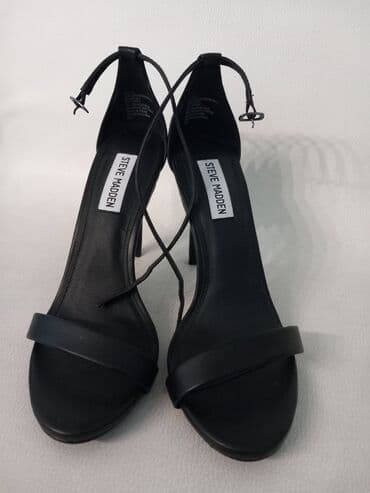 prada kais: Sandale, Steve Madden, 38 — 1