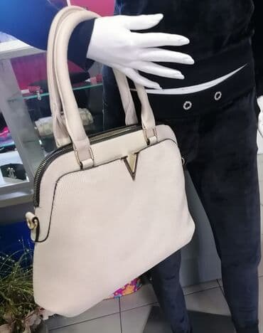 replica parfemi srbija: Valentino — 3