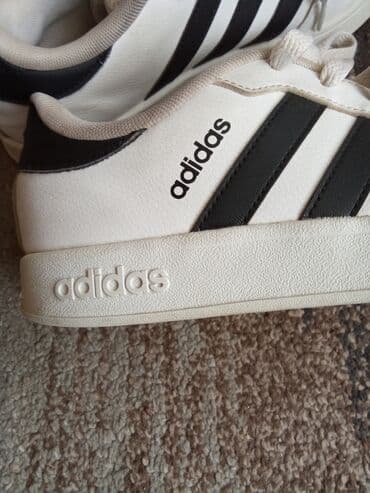 jeftini ženski satovi: Adidas, 38.5, bоја - Bela — 5