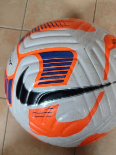 Rekviziti za vežbanje: Nike flight profi lopta A klase Lopta kojom se igra superliga za — 1