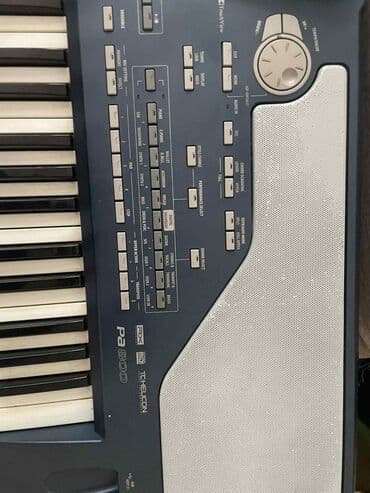 Muzički instrumenti: Klavijatura korg 800 — 4