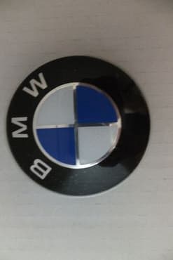 bmw 1 серия 116d at: BMW Čepovi za alu felne Fi 68mm 5 pinova i sajlicom BMW Čepovi za — 2