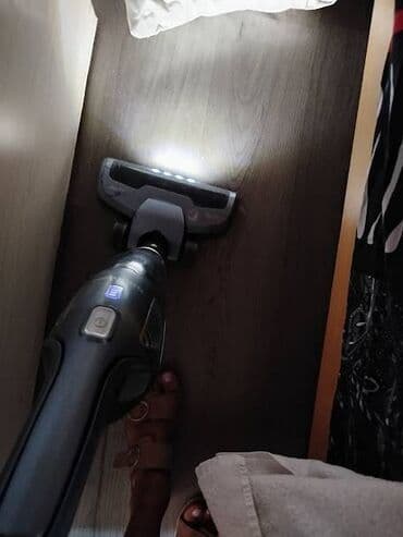karcher usisivaci lidl: Grunding stapni usisivac Potpuno ispravan, usisava do 45 min Punjenje — 5
