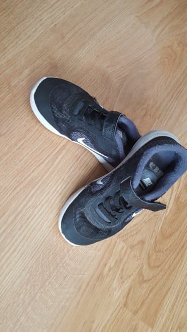 novi pazar obuca: Nike, Veličina - 27, Anatomske — 3