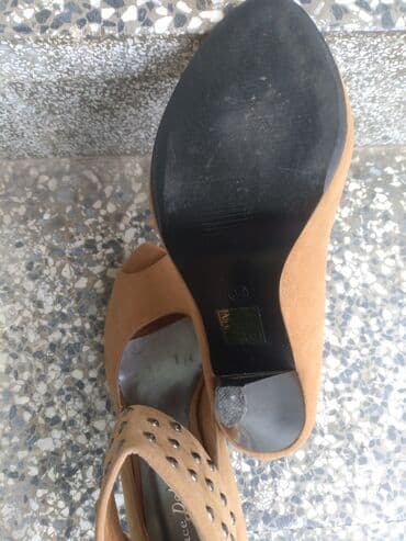 hugo boss kais: Salonke, 39 — 4