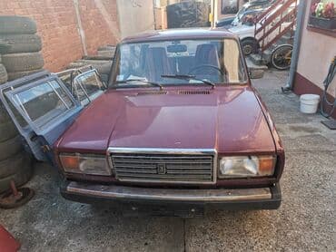zastava kamioni do 3.5 t: -Kupujem Lade 2107 Rive, Lade 2104 Karavan Lade 2105 i starije — 5