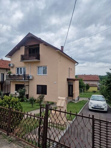 stanovi na prodaju ub: 260 kv. m, 8 soba — 4