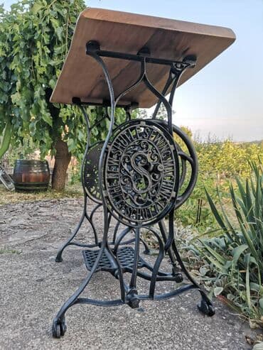 Stilski klub stolovi: SINGER rustik etno sto 77*43cm visina stola 76 cm debljina daske 3