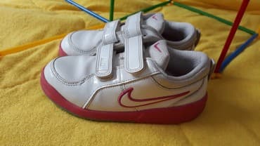 dečije patike za devojčice: Original NIKE patike u perfektnom stanju! Broj 27 — 1