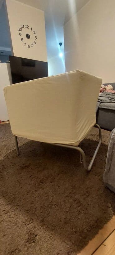 lazy bag za decu: 2 ikea fotelje po 65.u odlicnom stanju!!!! Sve navlake se skidaju i — 4
