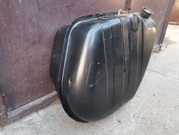 ajkula auto: Rezervoar Lada 7 Riva. Polovno, ocuvano. Skinuto sa rastavljenog — 6