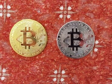 hulk dexy co: BITCOIN suvenir novcic — 1