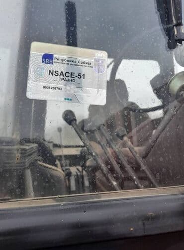 kamere za traktor: Na prodaju traktor Belarus 1221, opremljen kabinom, idealan za — 2