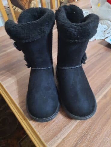 Ugg čizme: Ugg čizme, Veličina - 28
