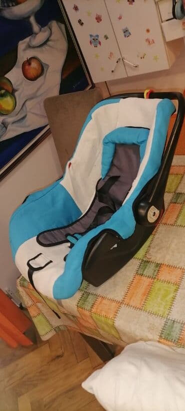 zastita za pojas za decu: AutoSedište ili nosiljka za malo dete do 13 kg. Kaiševi ispravni i — 1