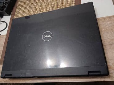 pentium 4: Intel Pentium, 4 GB OZU, 17 " — 4