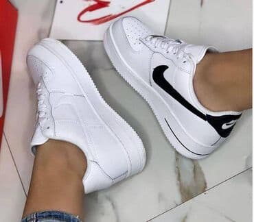 nike command patike: Nike air force patike

Novo
Brojevi 36 do 46

fb Moja Kupovina 1 — 3