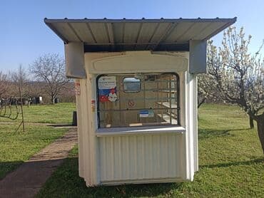 nekretnine veliko gradiste: Veoma dobar, opremljen kiosk 2x2m, od poliestera, ali mnogo debljeg — 1