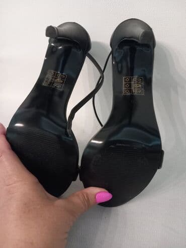 prada kais: Sandale, Steve Madden, 38 — 4