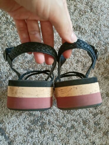 prada kais: Sandale, 41 — 5