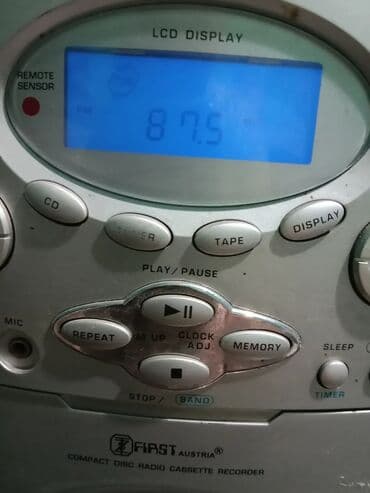 polovni racunari gaming: Mini linija, marke First, kupljena u Austriji. Ima CD plejer, radio — 2