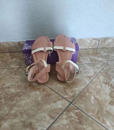 kickers obuca u beogradu: Sandale, 37 — 4