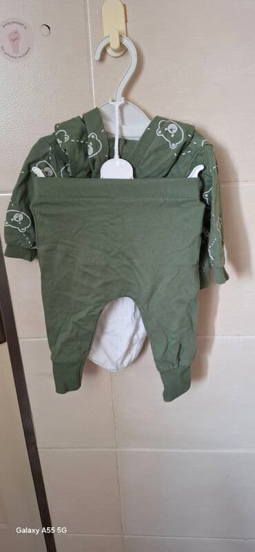 c a srbija deca: Paket: Trenerke, Unisex, uzrast: do 3 meseca — 3