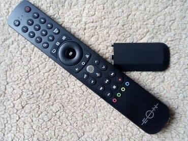 drzac za ruter na tv: EON daljinski bluetooth Original
novo 
na stanu vise komada — 1