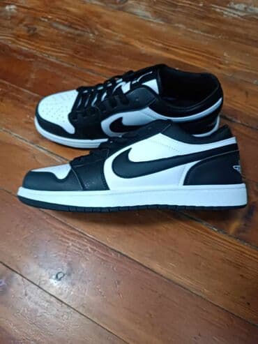 crne air force 1: Patike, Air Jordan, veličina - 44 — 1