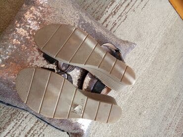 nakit od hiruskog celika beograd: Sandale, Comfort by Lusso, 39.5 — 4