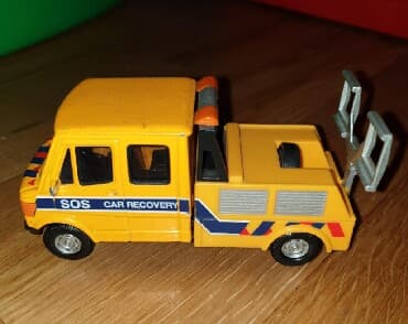 uradi sam igracke od kartona: Mercedes benz T1, radni auto kombi, tegljac, sleper sos car recovery — 1