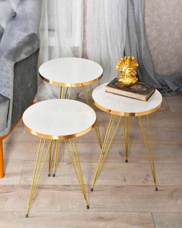 polovan namestaj iz inostranstva u palanci: 07. ✨ Set Stočića “Gold” 3/1 Cena: 5500 RSD Unesite luksuznu notu u — 3