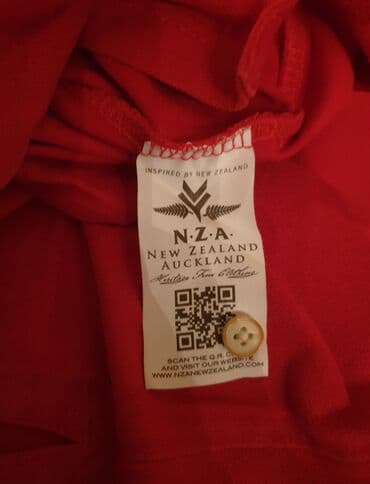 majica s: NZA NEW ZEALAND Auckland polo majica crvena sa kragnicom. L velicina — 3