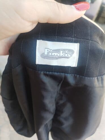 zenski kompleti sako i pantalone: Pimkie sako vel L Kao nov Pazuh po 44 Duzina 68 Ramena 38 Rukavi — 5