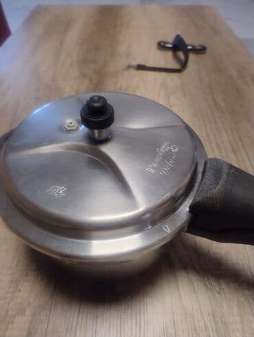 staklene tegle od 5 litara: 4 litre Pressure Cooker Stainless Steel — 1