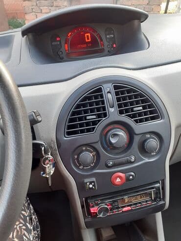 mini klima za auto 12v: Renault Modus: 1.2 l | 2005 г. 187000 km. Hečbek — 4